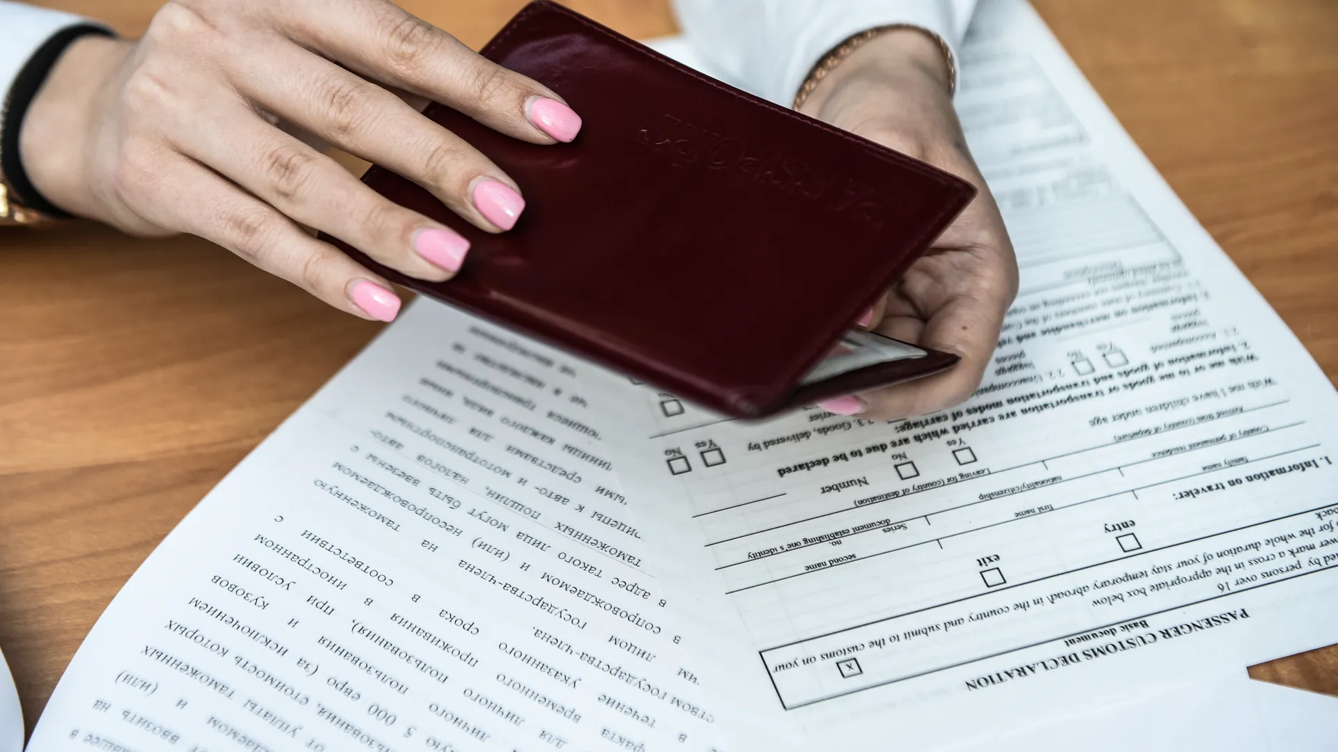 Штраф вместо урожая: чем закончилась попытка россиянки вырастить дома вьетнамский кустарник