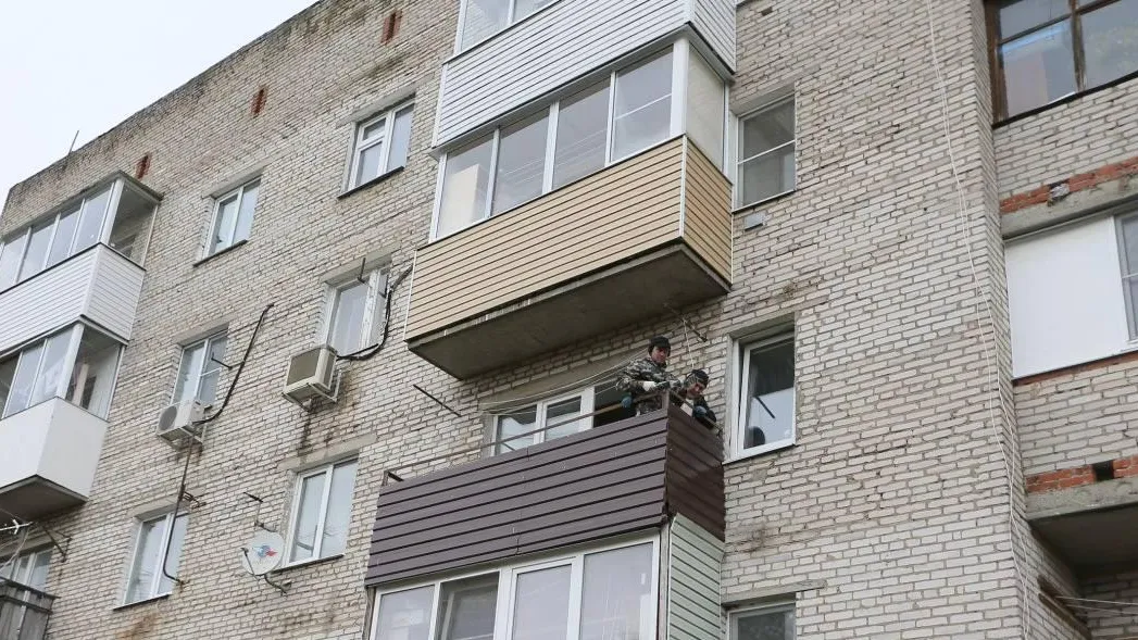 Почти двести балконов отремонтировали в Подмосковье за месяц