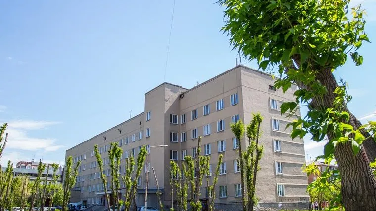 Единственный роддом закрыли в Кургане
