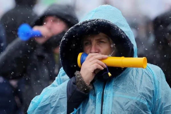 Участница всеукраинской акции на Майдане Незалежности в Киеве