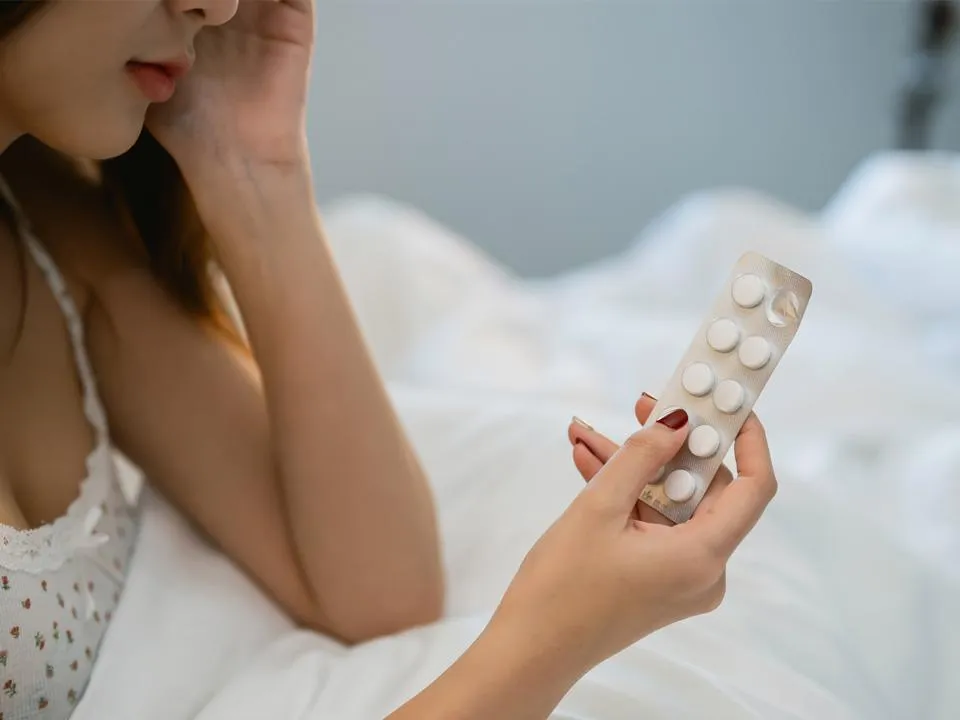 «Системные нарушения обмена веществ»: врач рассказал, кому нельзя пить парацетамол