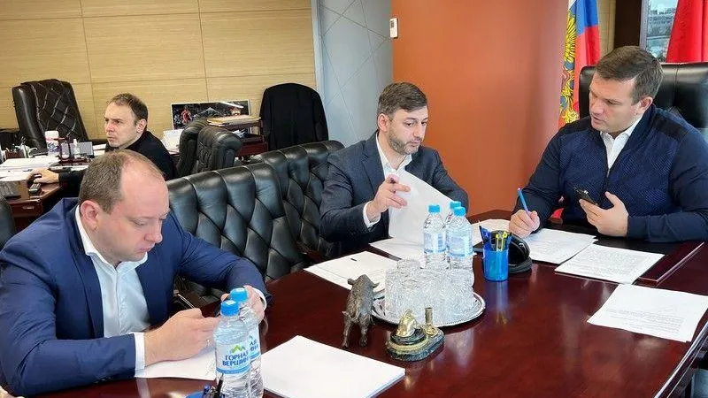 В Минстрое Подмосковья обсудили расселение аварийного жилья в 7 городских округах