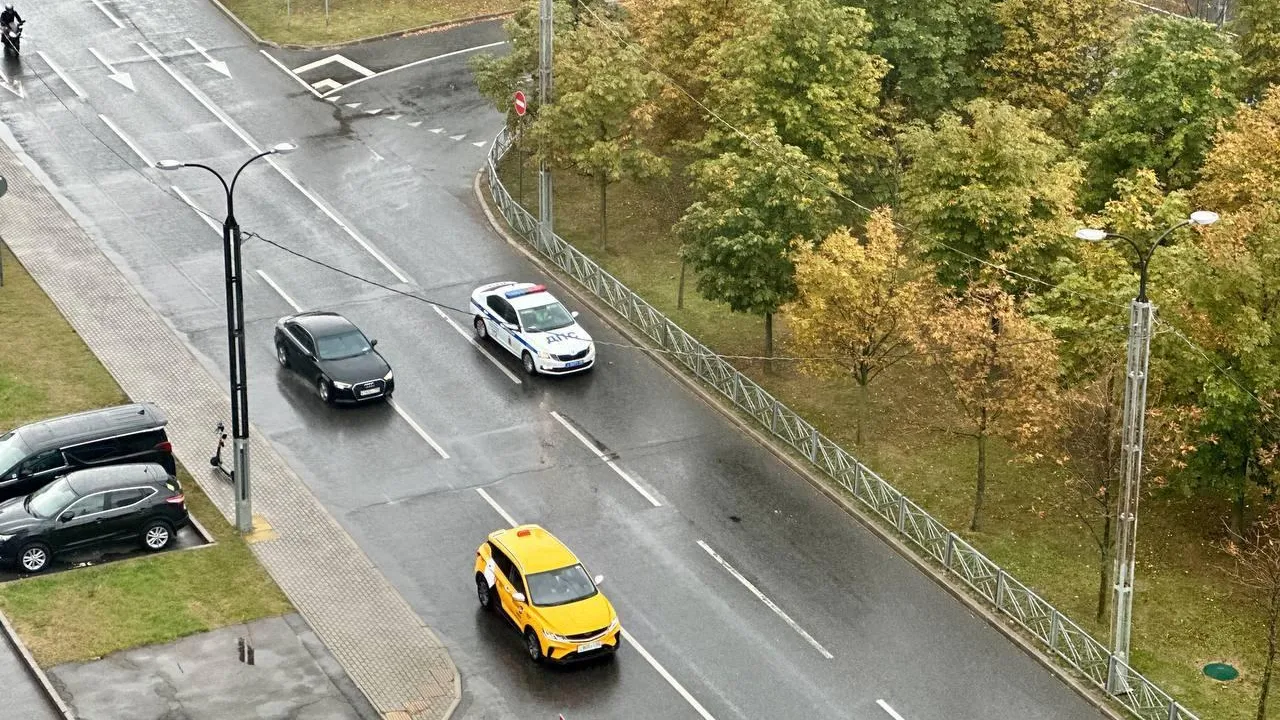 Жителей Подмосковья призвали «переобуть» автомобили
