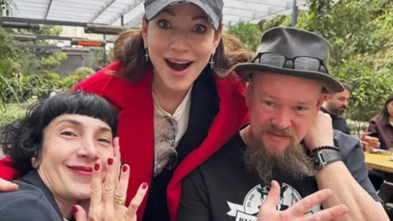 Тина Баркалая, Вилле Хаапасало и Алена Хмельницка