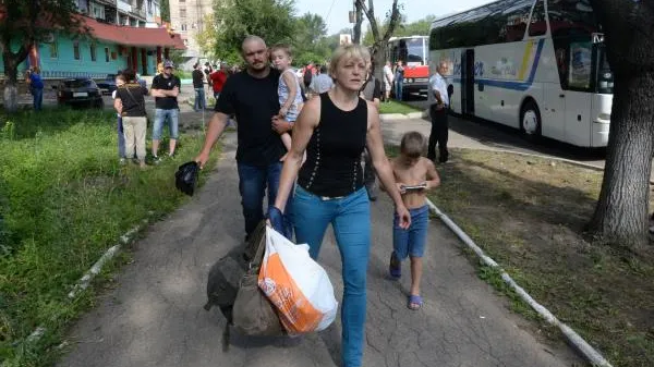 Украинских беженцев будут трудоустраивать по квотам