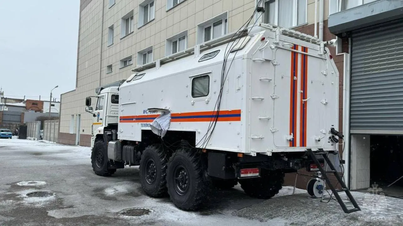 В Донецке четверо сотрудников МЧС пострадали в результате обстрела ВСУ