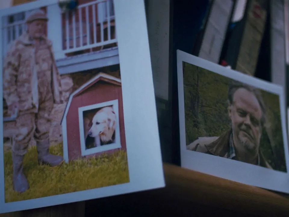 Кадр из фильма «Глазами пса». Режиссер Бен Леонберг. 2025 год