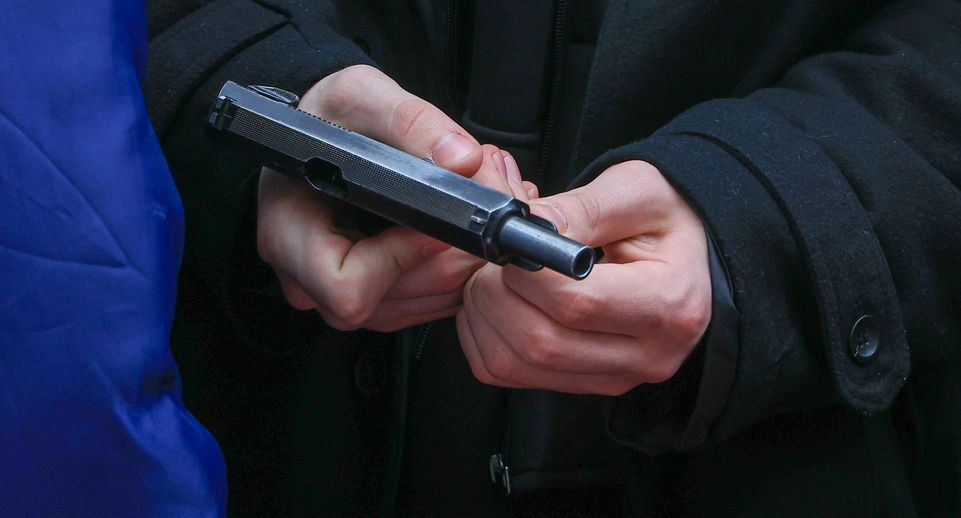 В России вступили в силу новые правила хранения и ношения наградного оружия