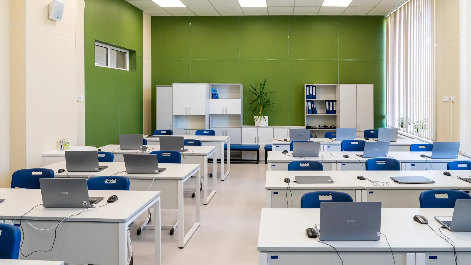 Новый учебный корпус средней школы № 9 в микрорайоне Юго-Западный города Ступино