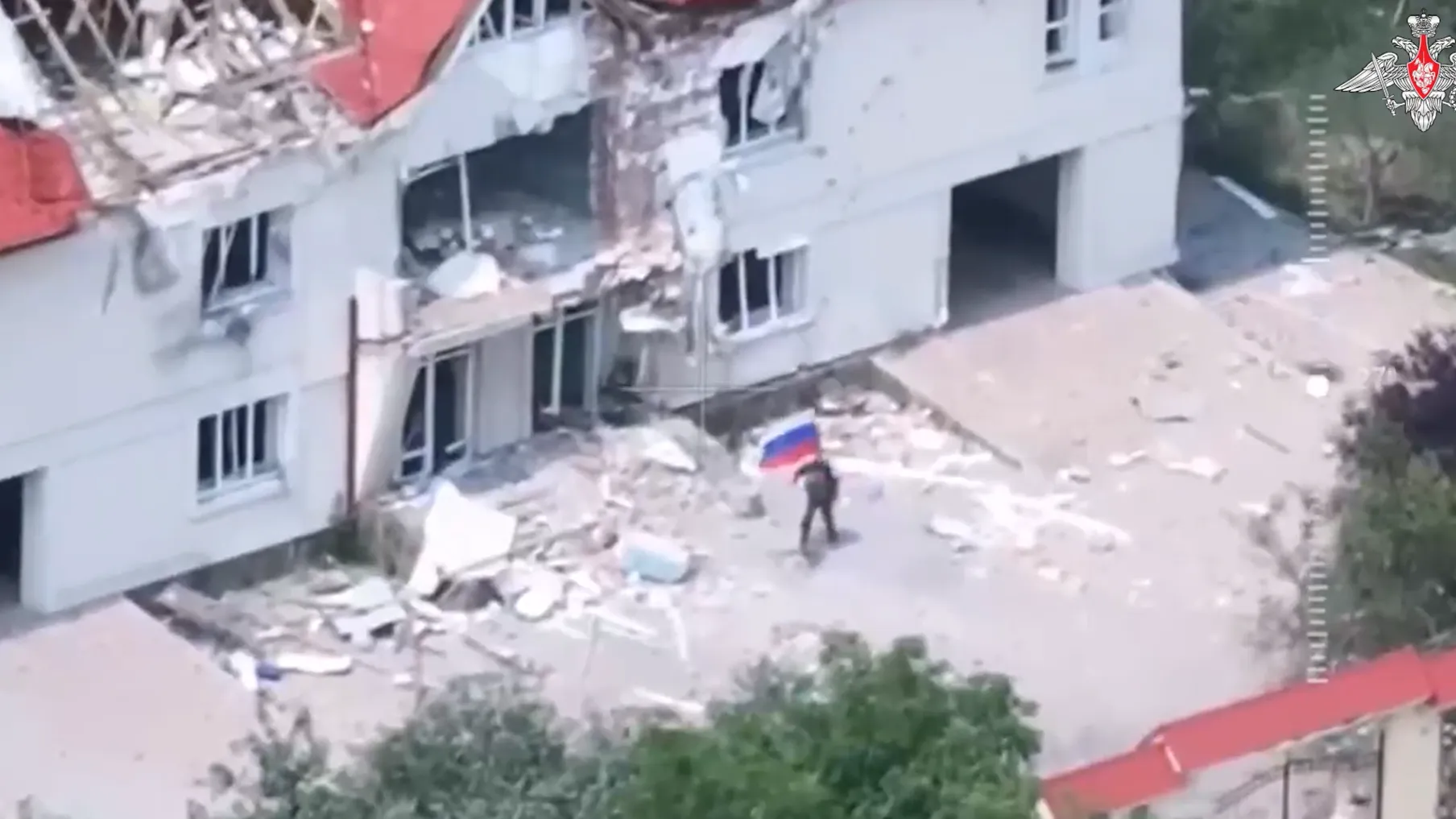 кадр из видео