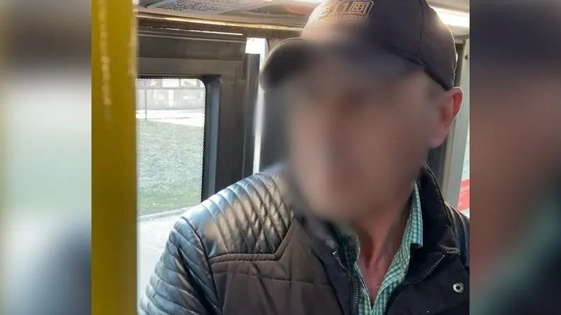 Жительницы Дмитрова пожаловались на мужчину, который пристает в автобусах