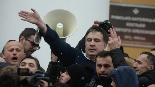 Саакашвили решил явиться на допрос добровольно