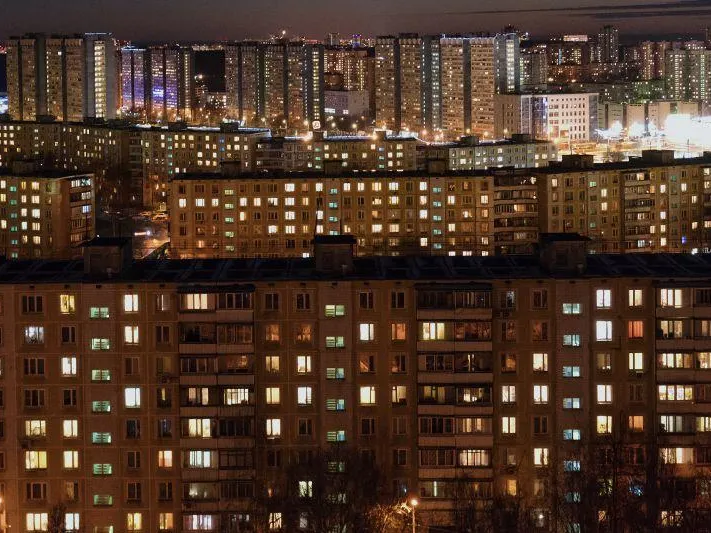 Зачем девушка, выпавшая из окна в Воронеже, писала об этом соседям – мнение психолога
