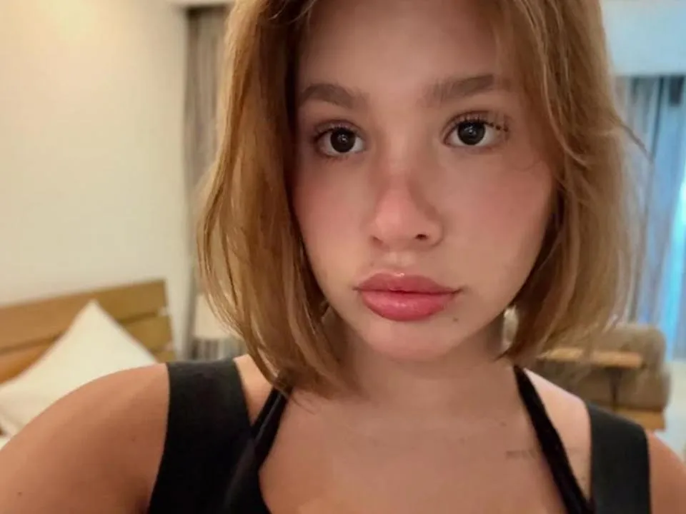 18-летняя дочь Даны Борисовой шокировала фанатов изменениями внешности: когда она остановится?