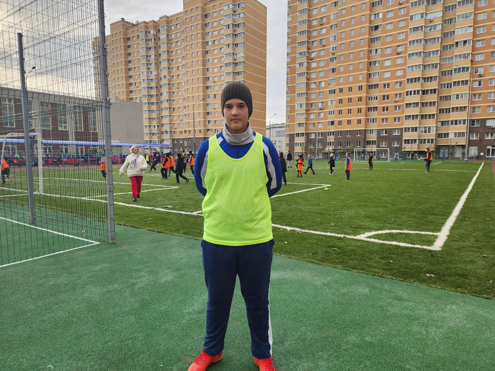 Хавива Фонина / Кристиан Чеботарь