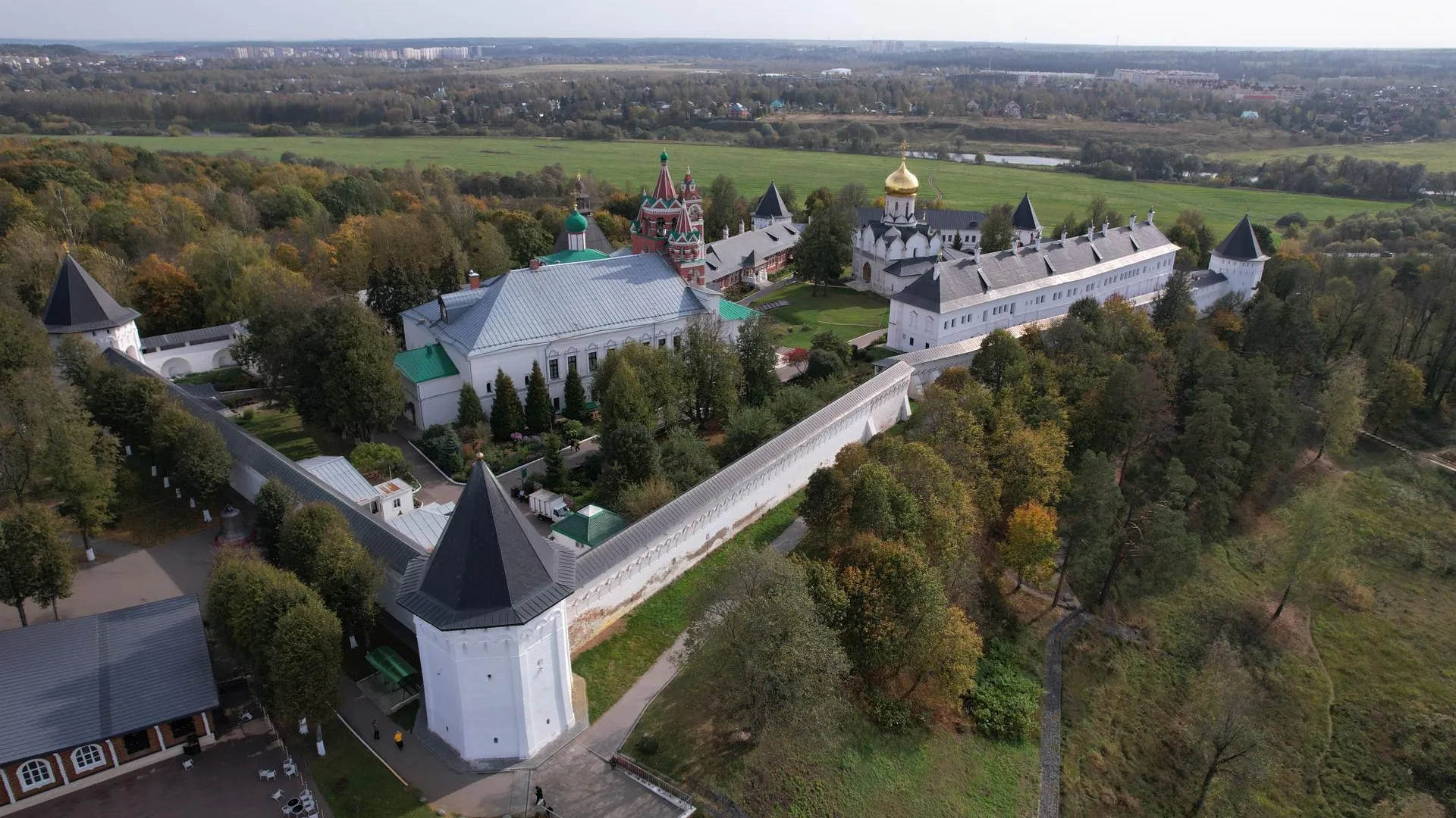 Ксения Борцова