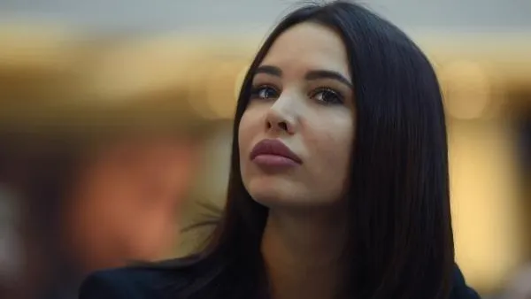 Решетова попросила фанатов отстать от нее с расспросами о Тимати