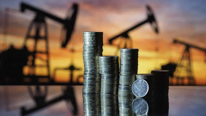 Как запрет Европой российской нефти может повлиять на рубль — мнение экономиста