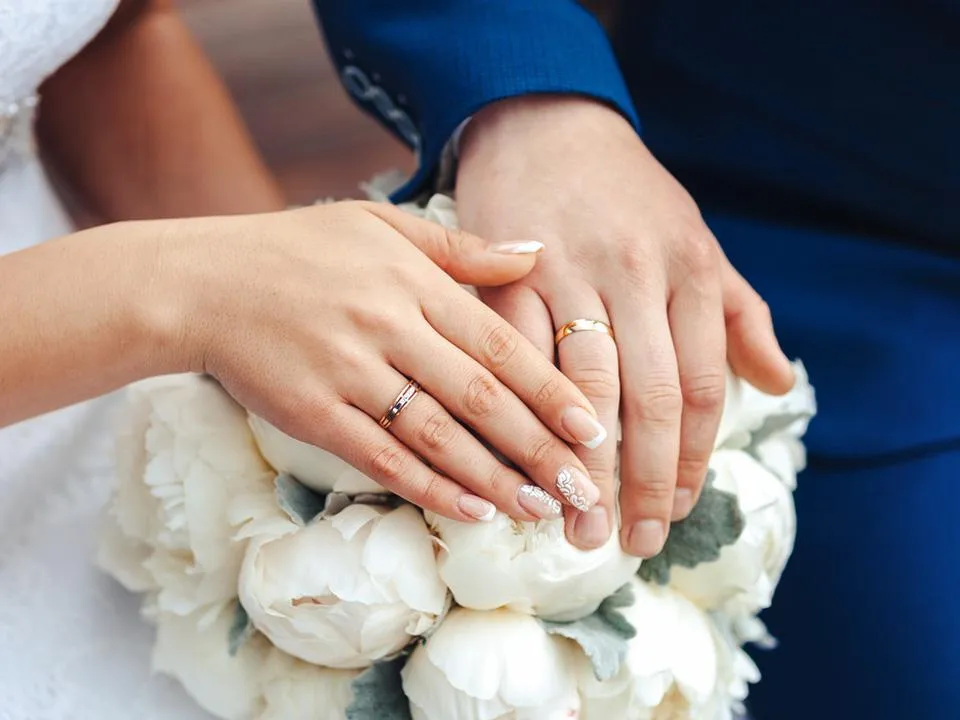 Нестабильность и эмоциональные всплески: какие даты для свадьбы в феврале лучше избегать