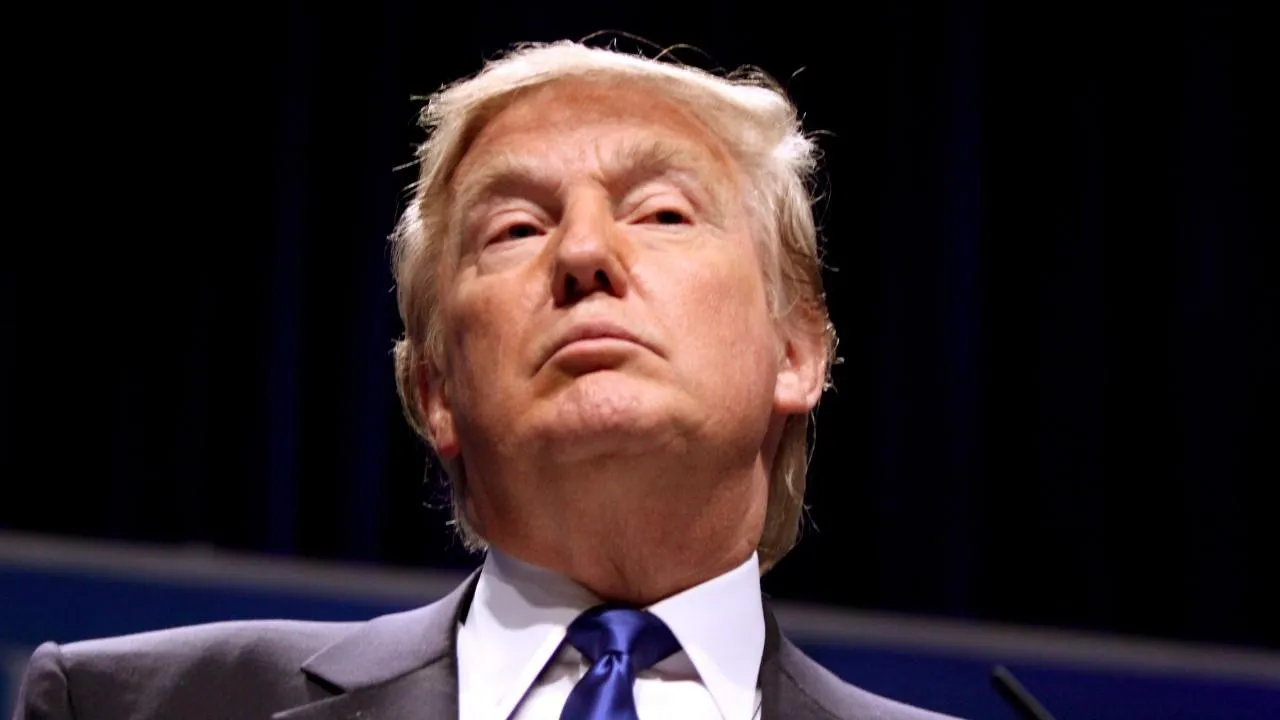 Трамп заявил о вступлении в силу перемирия между Ираном и Израилем