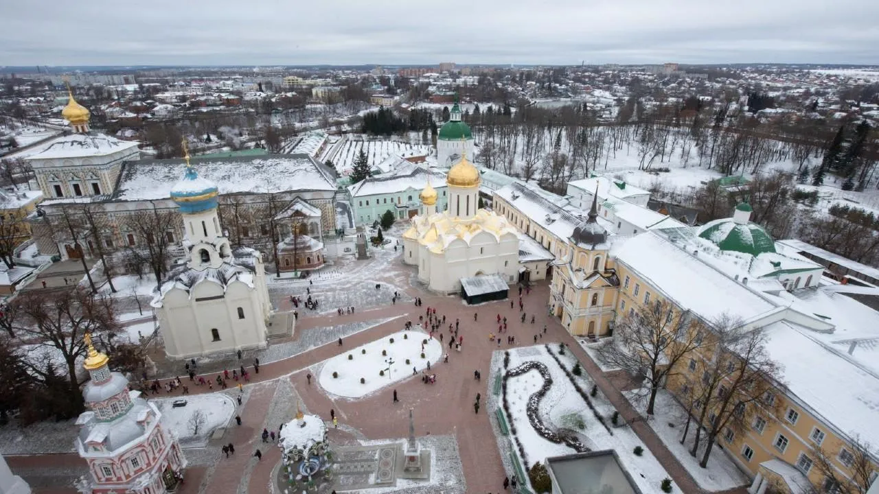 Жителей Подмосковья поздравили с днем рождения региона