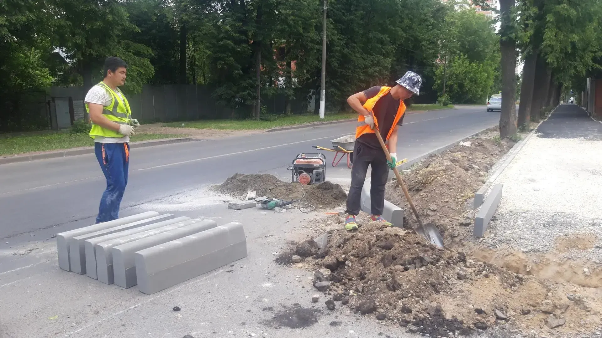 В Городском округе Пушкино продолжается ремонт муниципальных и региональных дорог