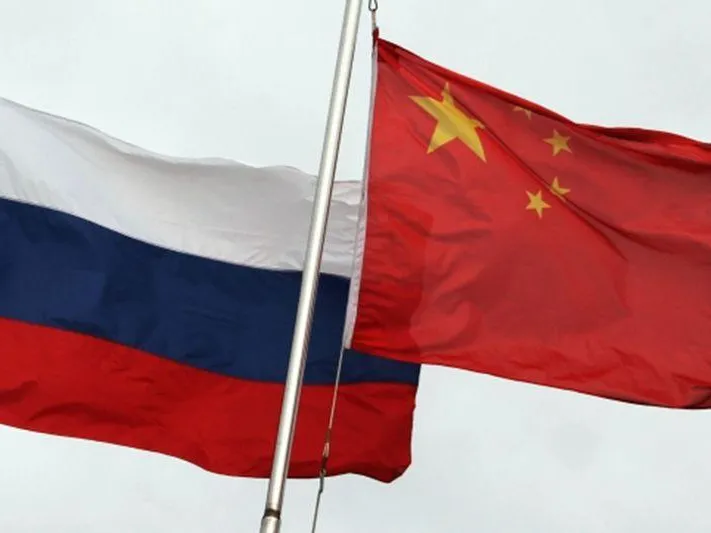 Китай старается оживить свою экономику с помощью России 