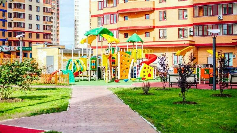 Сто тридцать дополнительных дворов отремонтируют в Подмосковье в 2017 году