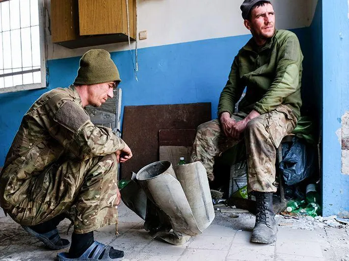 Военный эксперт раскрыл причины нехватки оружия у Украины