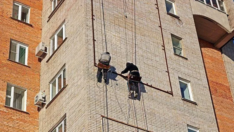 Жилая высотка стала рассыпаться в Чехове