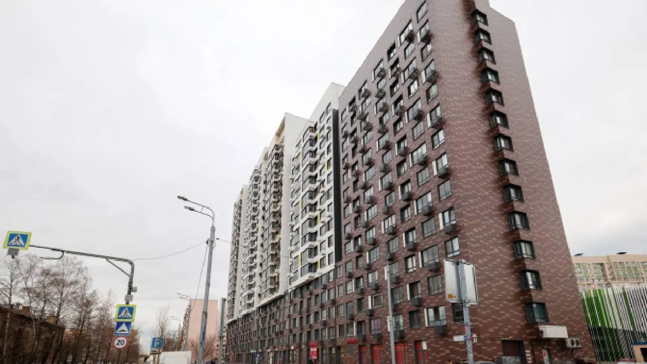 Элитный ЖК перепутал фотографии академиков, в чью честь строит дома в Татарстане