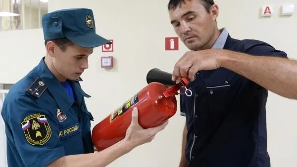 Пожарные провели в школах МО 2 тыс уроков безопасности