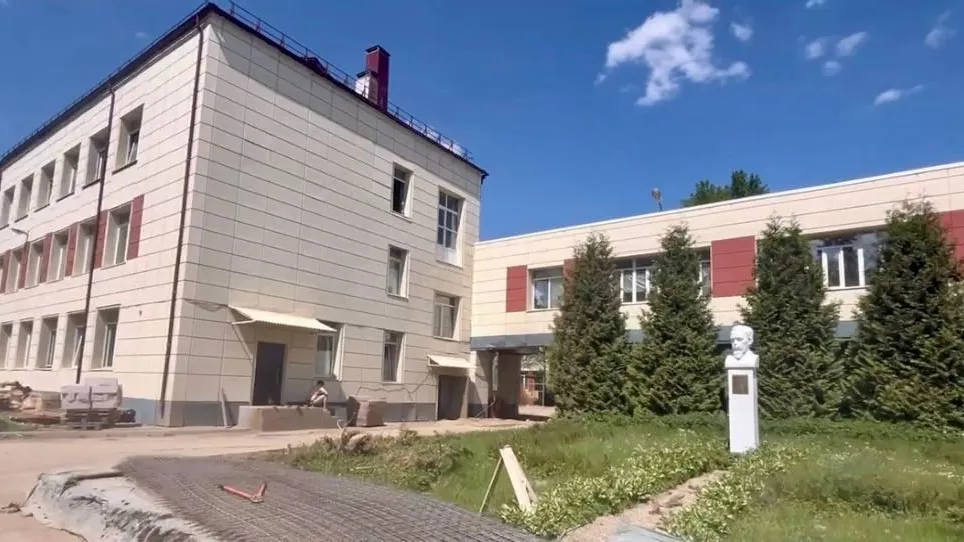 Капремонт школы имени Попова продолжается во Власихе