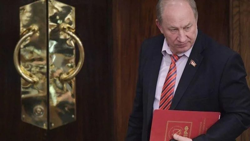 Рашкин выступил против дистанционного обучения