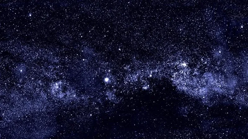 «Смотрите - и нет границ». Волынов призвал молодых побывать в космосе