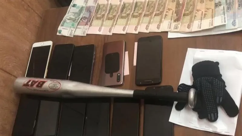 Бандитов, душивших и грабивших таксистов, поймали в Подмосковье
