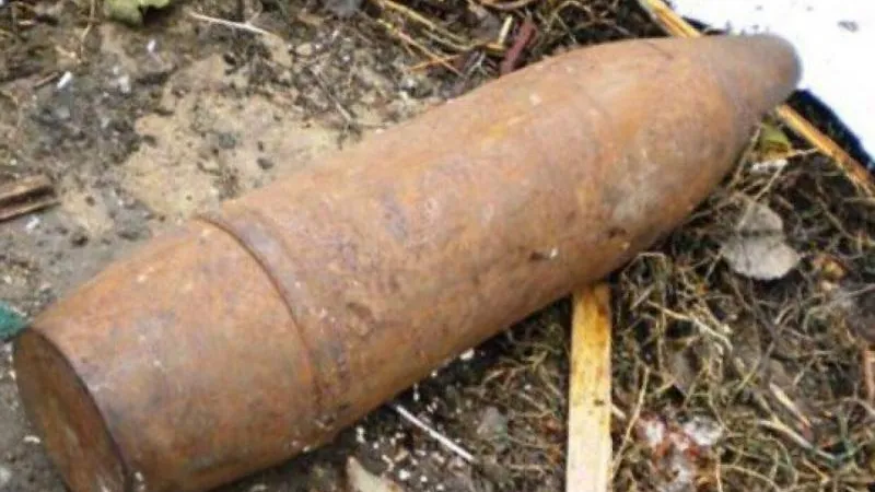 В Петербурге во дворе школы был обнаружен боеприпас времен войны