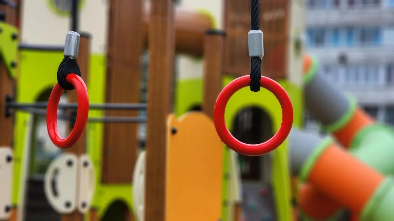 REGIONS/Роман Кутузов