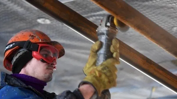 Строительство и ремонт объектов спорта и культуры в МО 85% случаев ведутся по графику