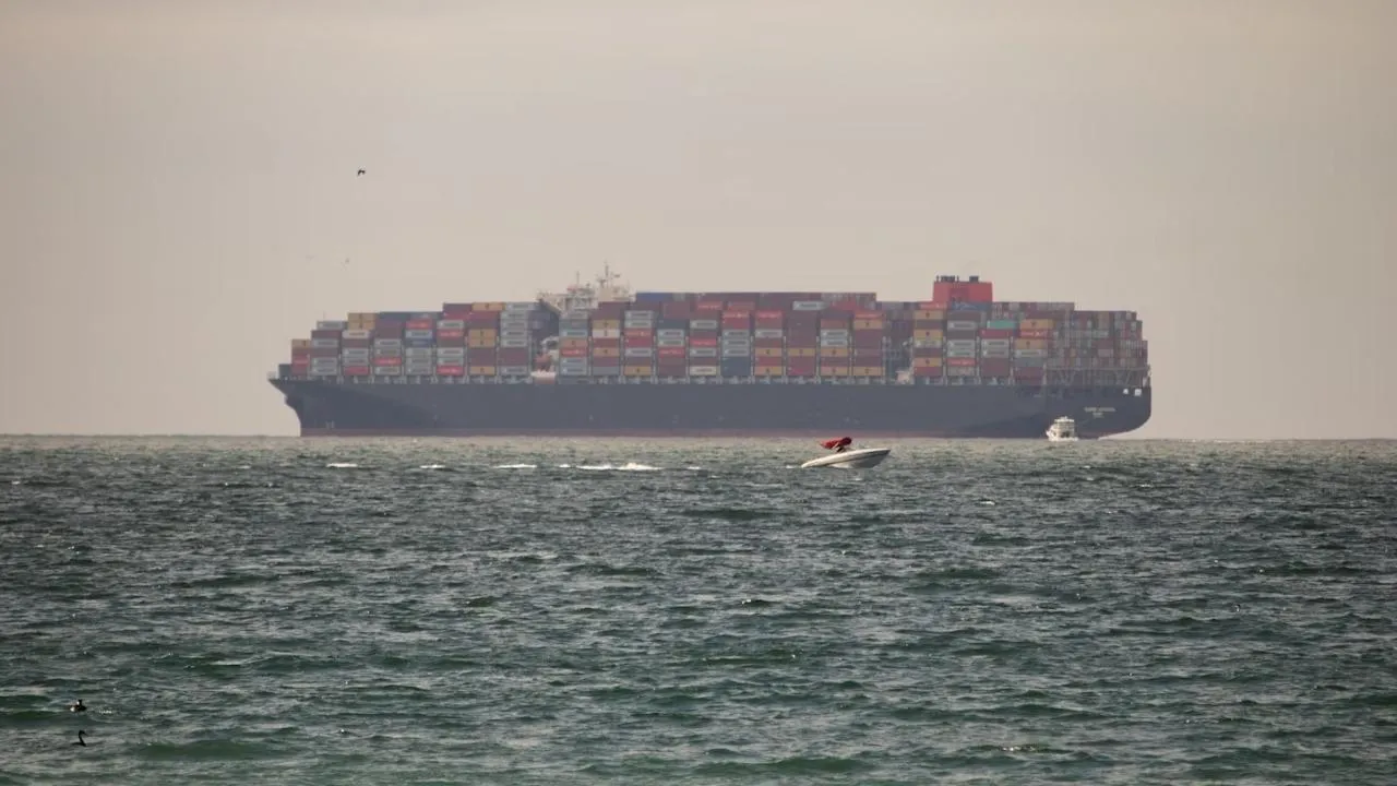 Подполье: контейнеровоз подвергся атаке в Одесском порту