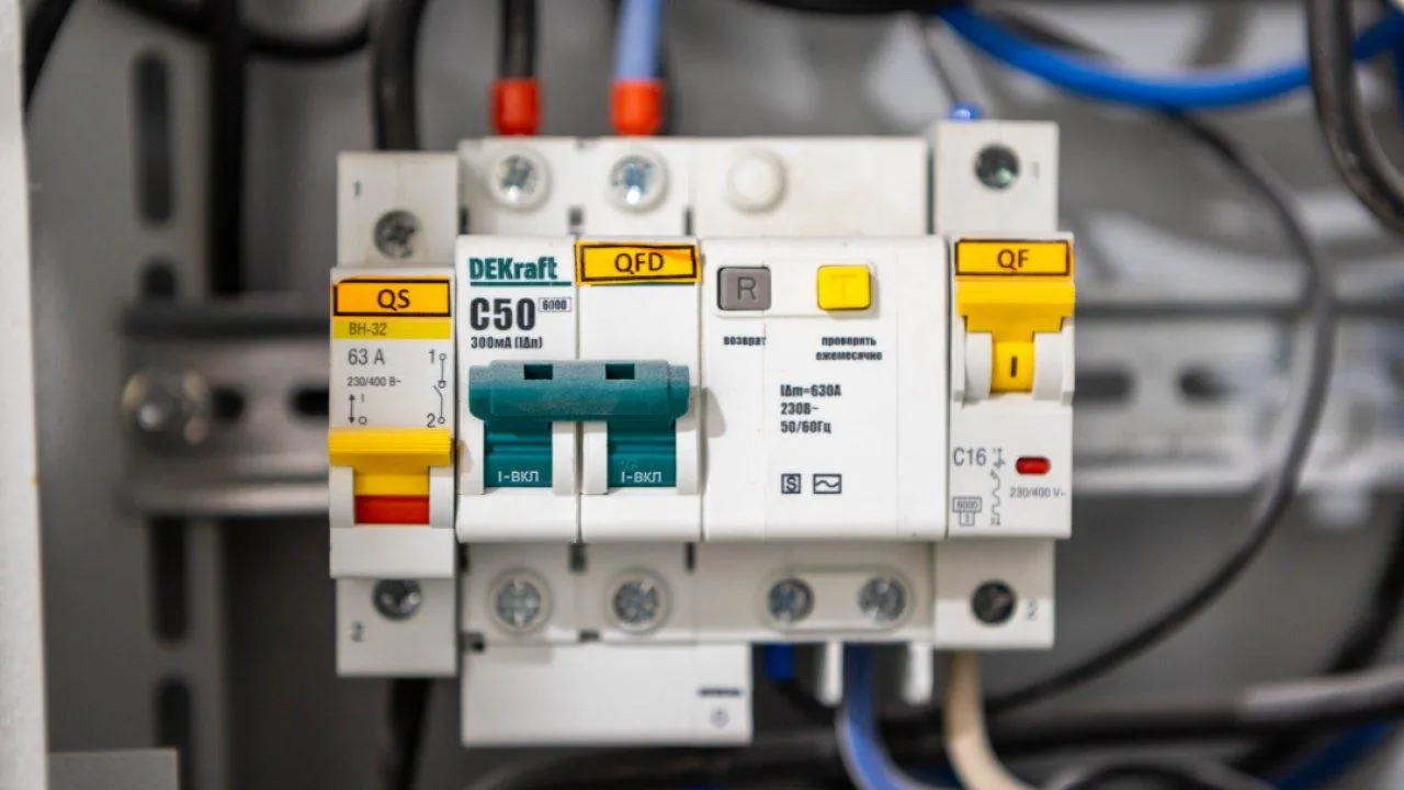 REGIONS/Роман Малышенко