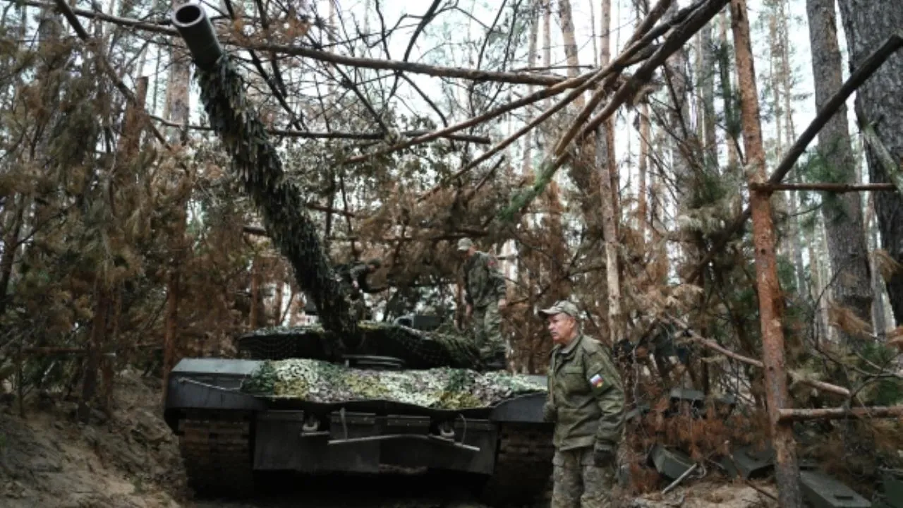 Российские танки уничтожили несколько украинских укрепрайонов по направлению к Купянску