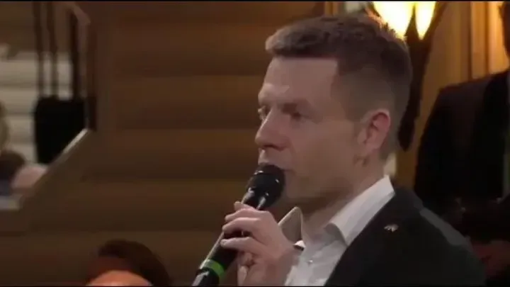 Трамп возвращает память: одиозный украинский нардеп Гончаренко* внезапно заговорил по русски