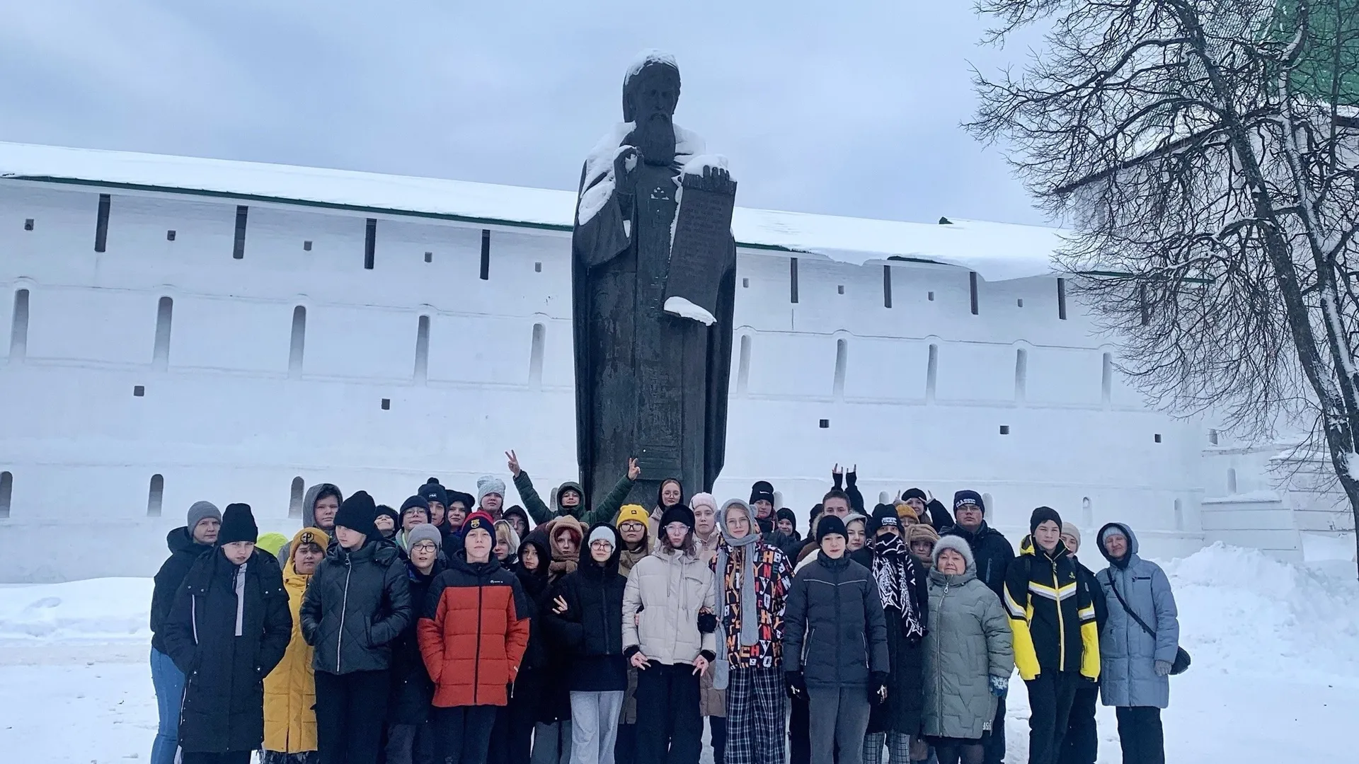 Фото участников экскурсии