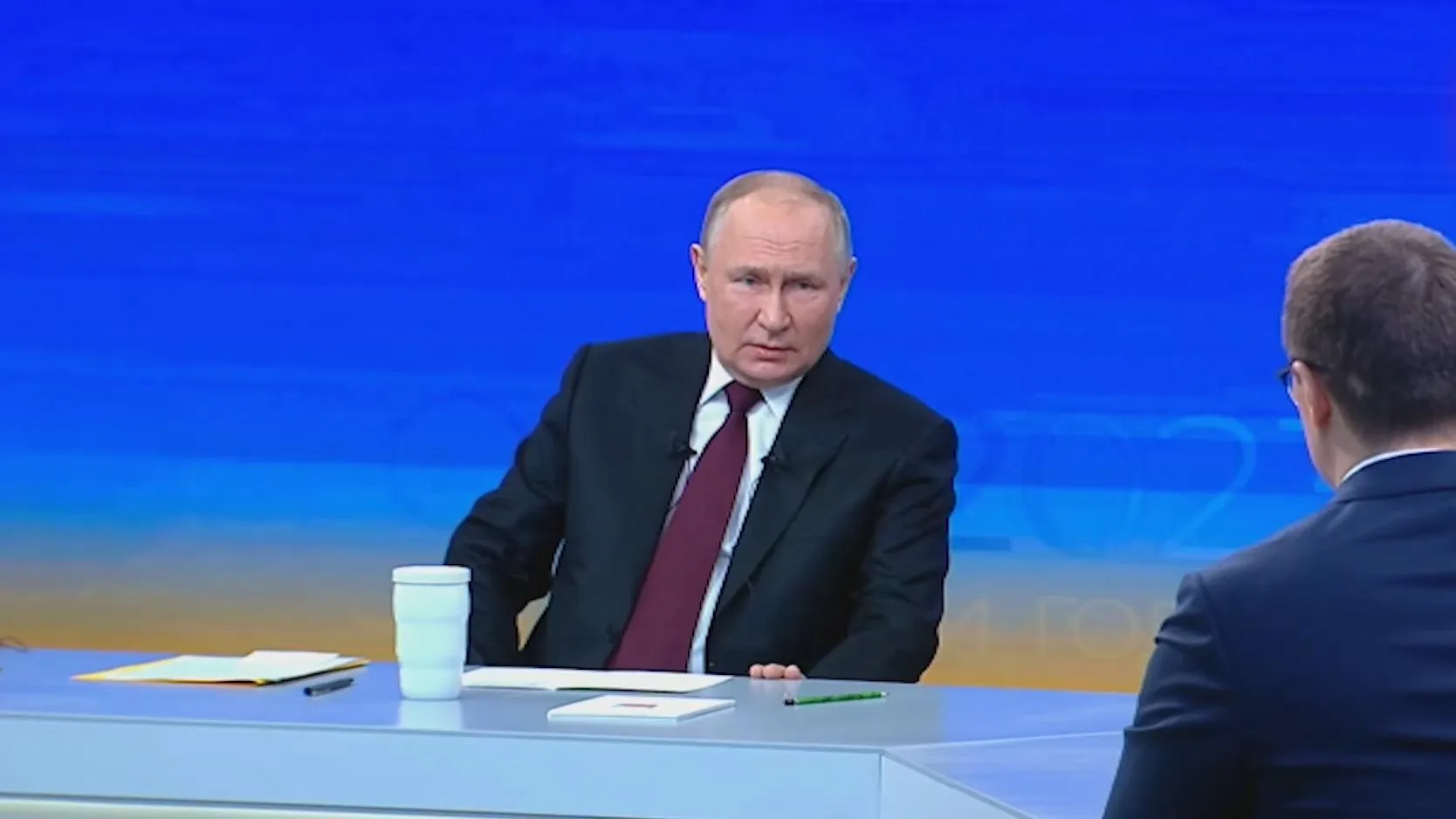 кадр из видеотрансляции «Итогов года с Владимиром Путиным»