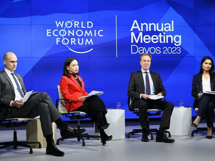 Поедет ли кто-то от России на Всемирный экономический форум — мнение эксперта