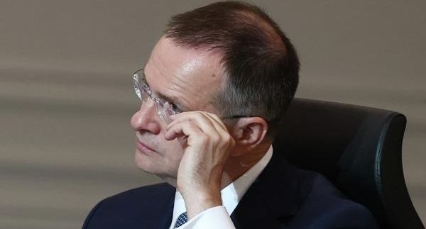 Мединский указал на далекие позиции в меморандумах России и Украины