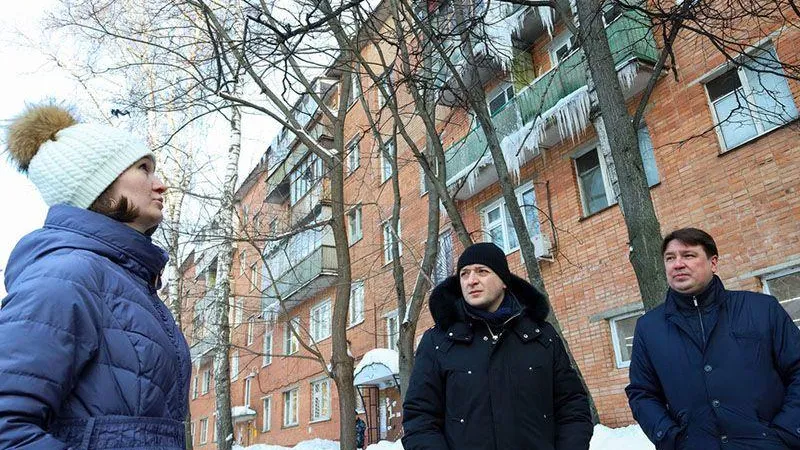 В Мытищах проверили, как крыши чистят от сосулек и наледи