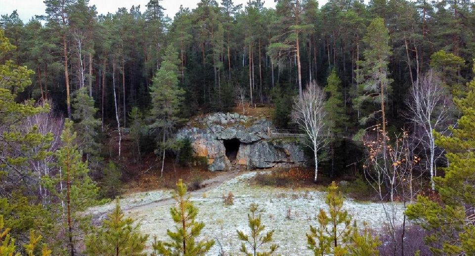 Ngs24: спасатели спустились в 30-метровую пещеру для поисков Усольцевых