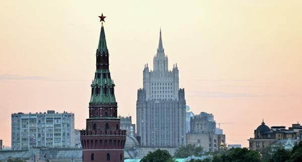 Лавров расскажет о переговорах в Эр-Рияде в интервью Первому каналу